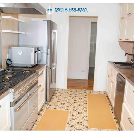 Executive * Lido di Ostia